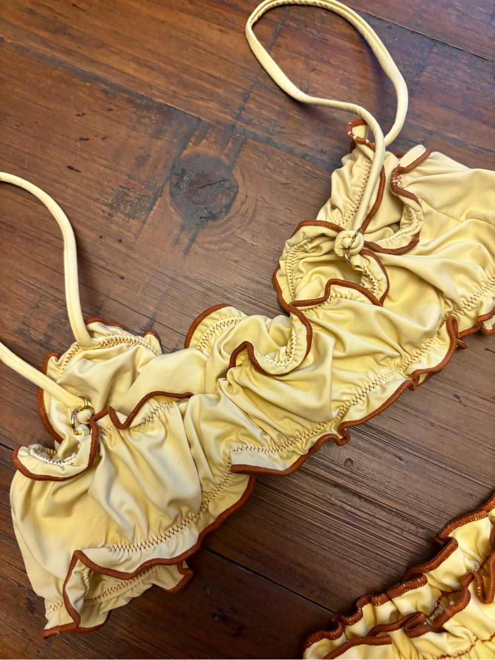 NWT Frankie’s bikinis x Gigi HADID yellow bikini set with brown trim - Picture 8 of 16